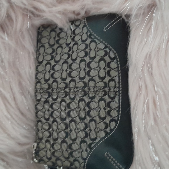 Beautiful Mini Coach Wristlet​ - Picture 4 of 7